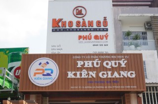 Kho Sàn Gỗ Phú Quý: Hành Trình Phục Vụ Khách Hàng Với Sự Tận Tâm